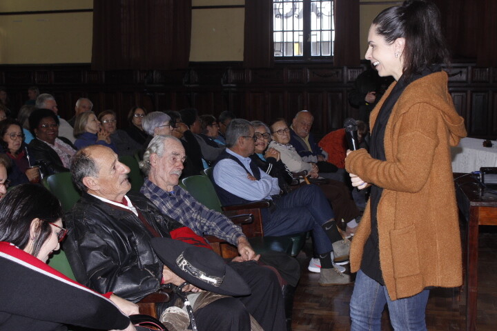 enfrentamento-a-violencia-contra-o-idoso-e-tema-de-palestra-na-sala-cultural