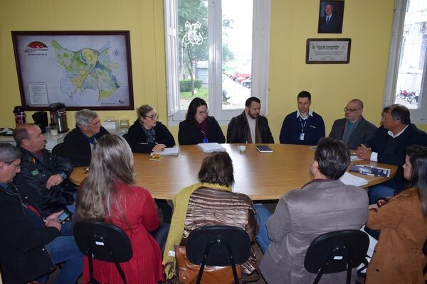 sala-do-investidor-recebe-projetos-da-nova-unidade-do-sest-senat