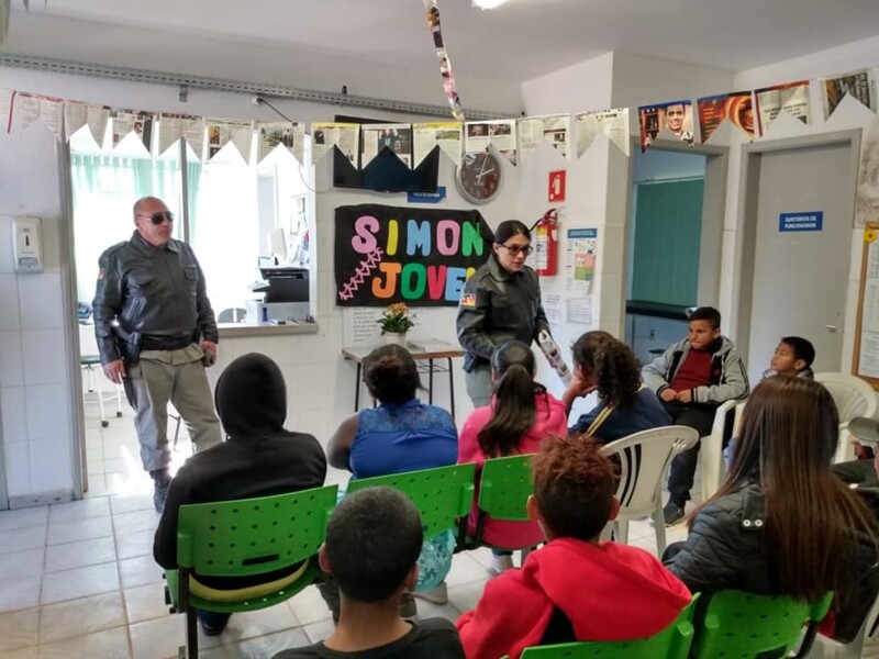 projeto-simon-jovem-aborda-importancia-da-posse-responsavel