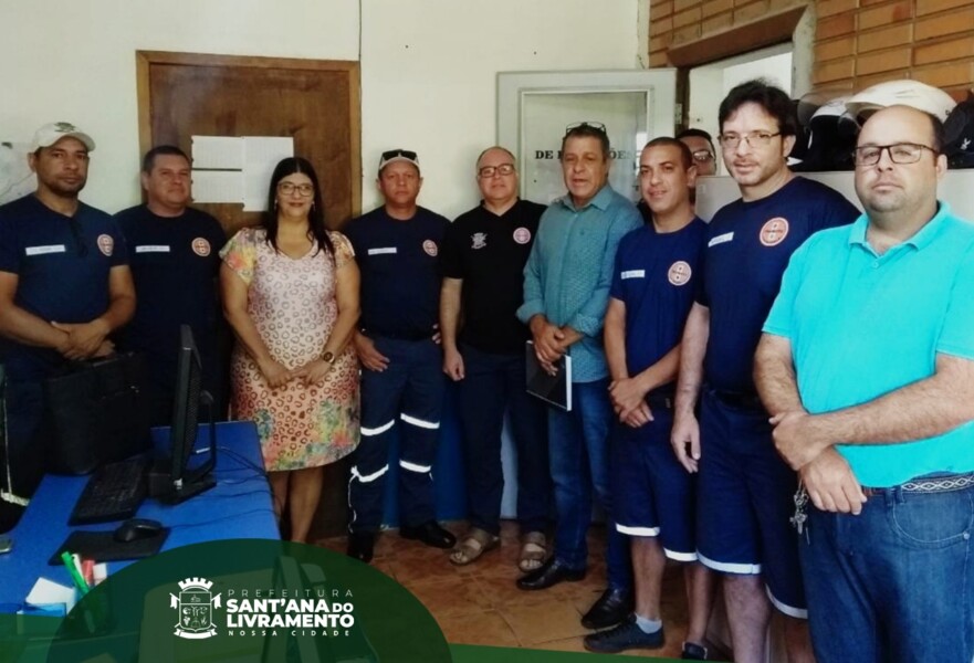 prefeita-reune-se-com-servidores-e-apresenta-novos-secretarios