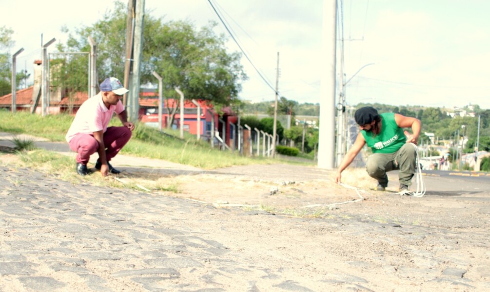 secretaria-de-transito-inspeciona-local-onde-sera-instalada-a-rotula-do-armour