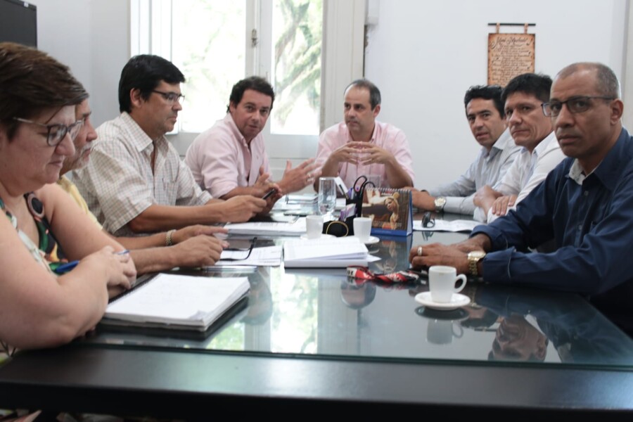 prefeito-em-exercicio-recebe-comissao-de-infraestrutura