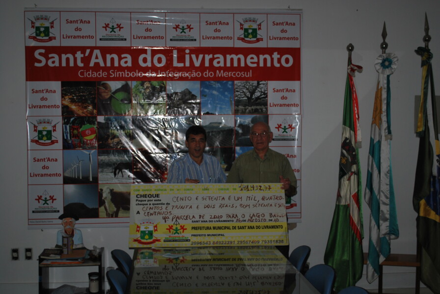 executivo-paga-13-e-mais-uma-parcela-do-lago-batuva