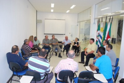 comut-discute-implantacao-de-onibus-circular-aos-domingos-abrangendo-varios-bairros