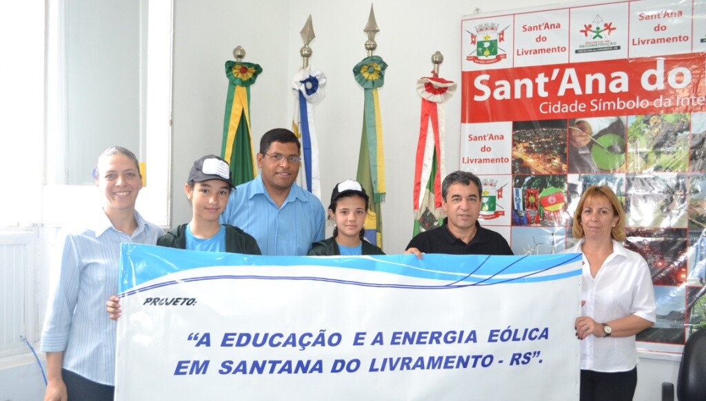 prefeito-recebe-convite-para-painel-sobre-implantacao-da-energia-eolica-em-livramento