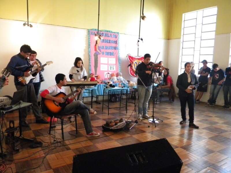 prefeitura-promove-vi-mostra-municipal-do-espaco-teen-e-i-mostra-regional-do-programa-saude-na-escola