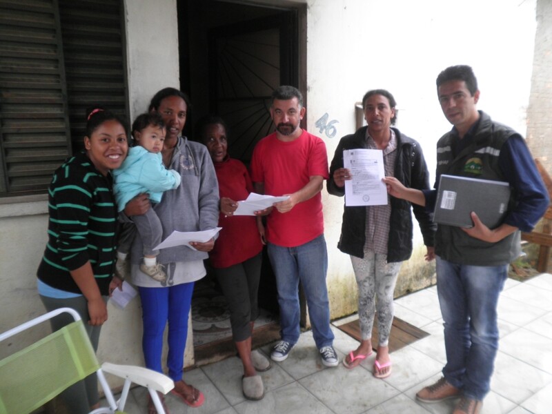 secretaria-de-habitacao-realiza-entrega-de-documentos-na-vila-real