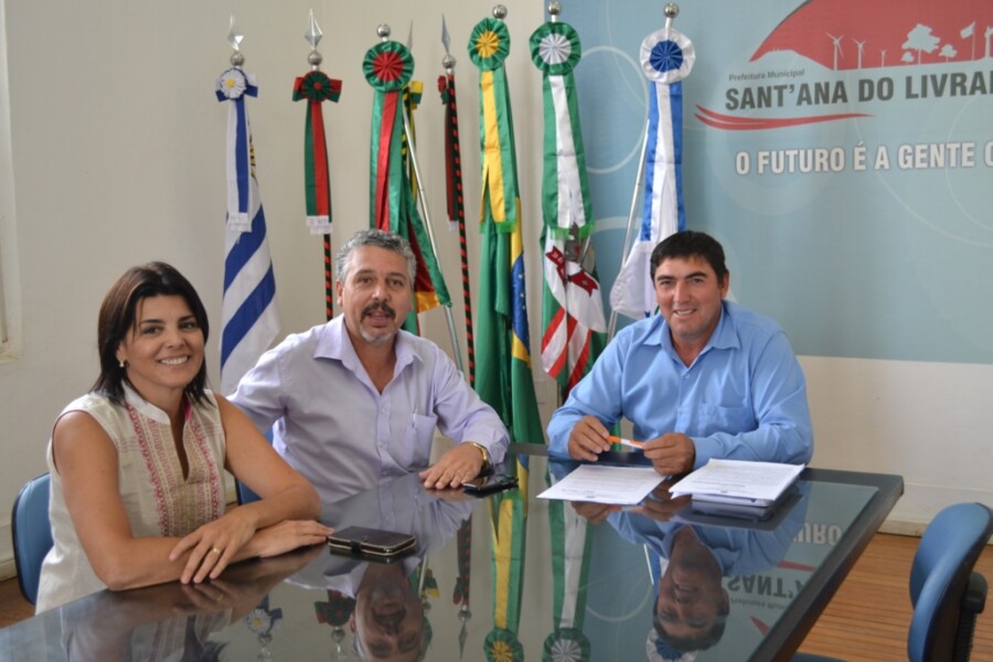 itacir-soares-recebe-visita-do-vereador-dagberto-reis