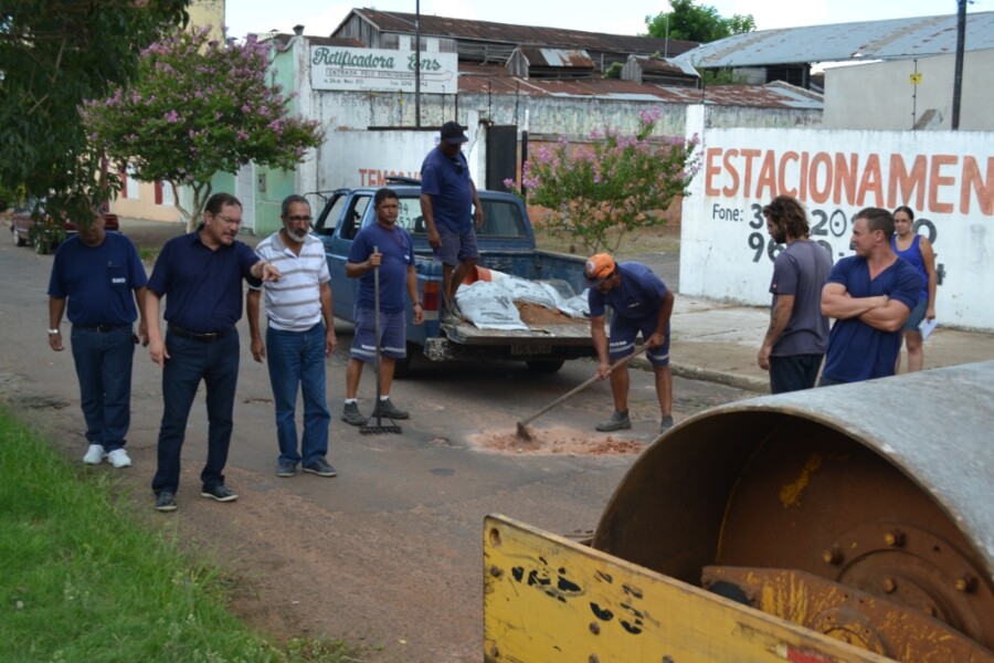 prefeito-vistoria-operacao-tapa-buraco-no-centro