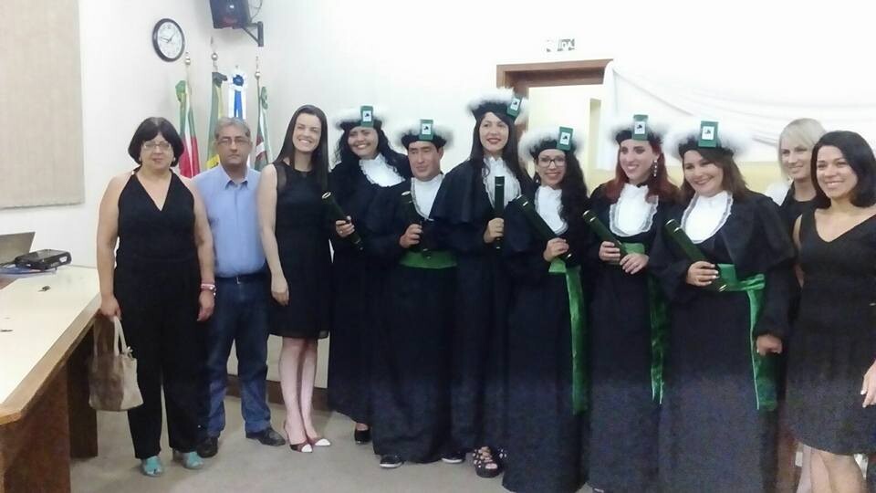 secretario-adjunto-de-assistencia-social-participa-de-formatura-de-turma-do-pronatec