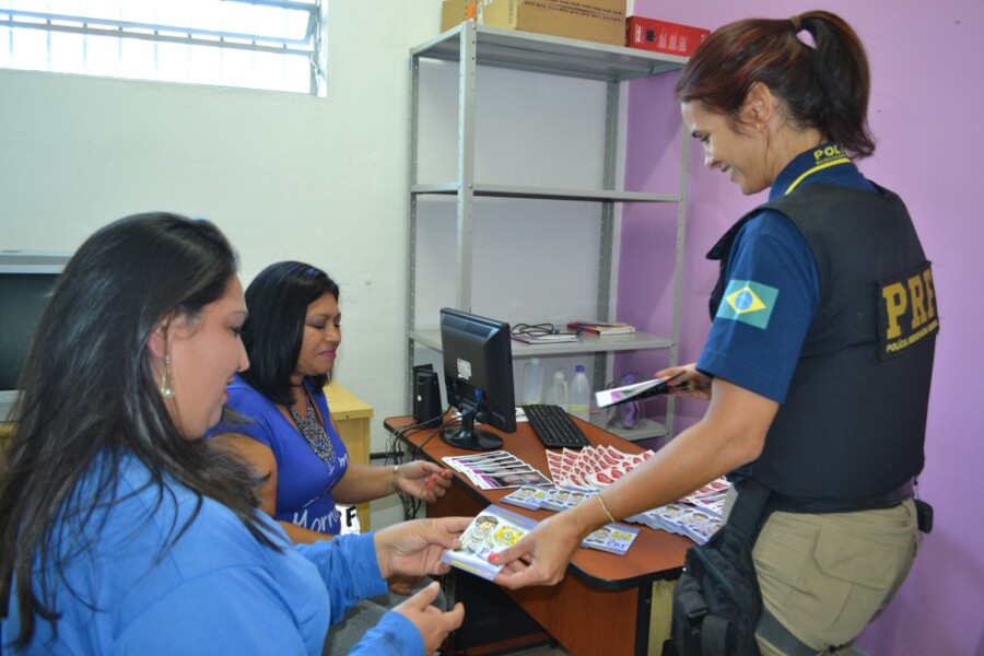 centro-de-referencia-da-mulher-promove-dia-da-beleza-e-do-desapego