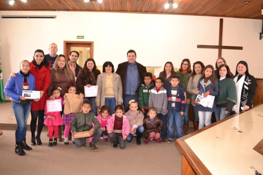 premiacoes-marcam-o-encerramento-do-projeto-santaana-que-carrego-no-peito