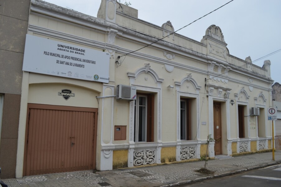 polo-municipal-de-apoio-presencial-divulga-edital-para-selecao-do-curso-de-especializacao-em-gestao-publica
