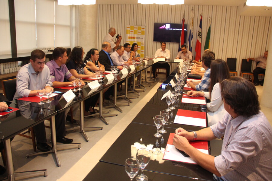 mandatarios-tratam-sobre-pauta-conjunta-de-acoes-na-fronteira