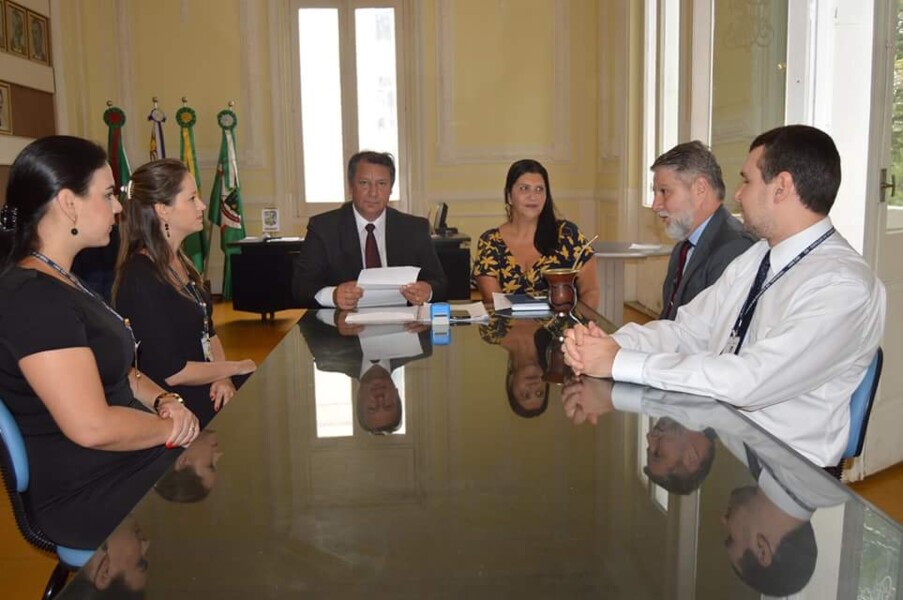 ico-e-mari-reunem-se-com-auditores-do-tribunal-de-contas