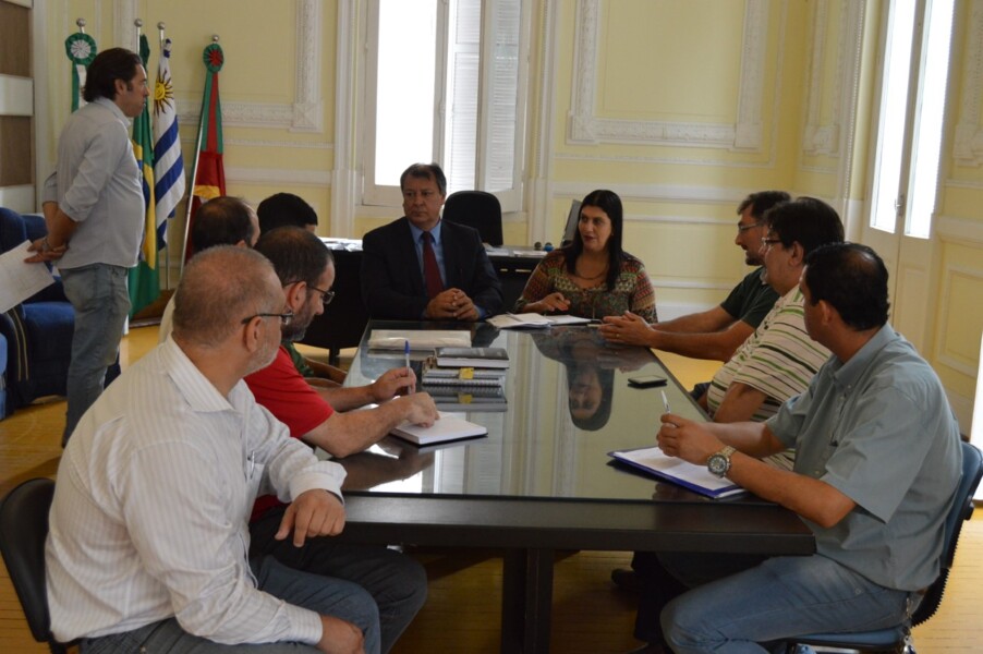 sala-do-investidor-recebe-mais-solicitacoes-da-populacao