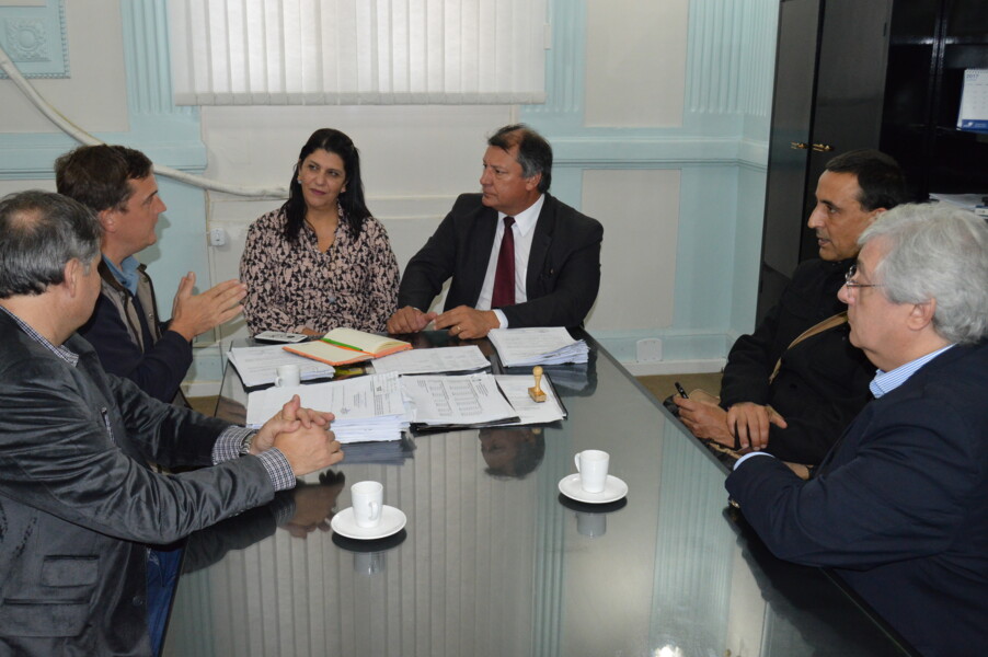 prefeito-e-vice-tratam-sobre-projetos-turisticos