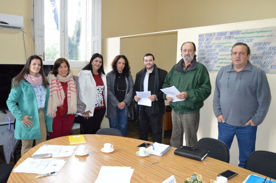 vice-prefeita-faz-entrega-de-licencas