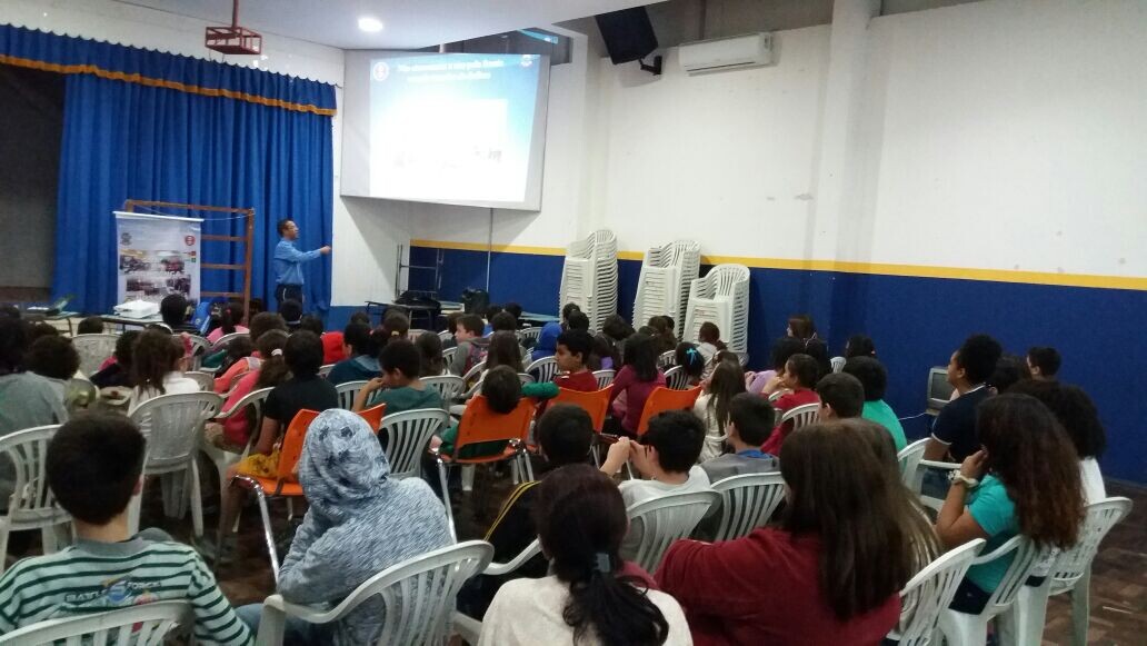 programa-de-educacao-no-transito-promove-acoes-em-escolas