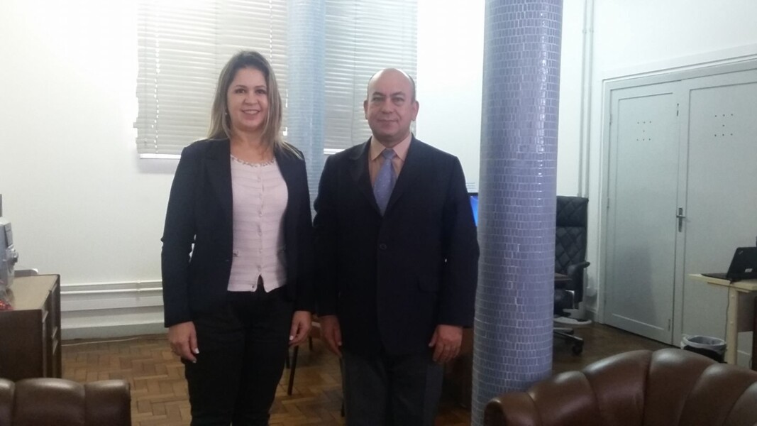 primeira-dama-busca-apoio-junto-a-receita-federal