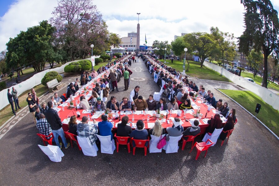 em-artigo-secretario-de-turismo-convida-para-iv-festival-binacional-de-enogastronomia