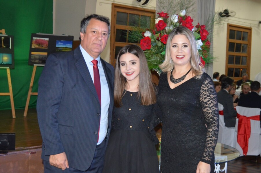 primeira-dama-agradece-participacao-da-comunidade-no-baile-municipal