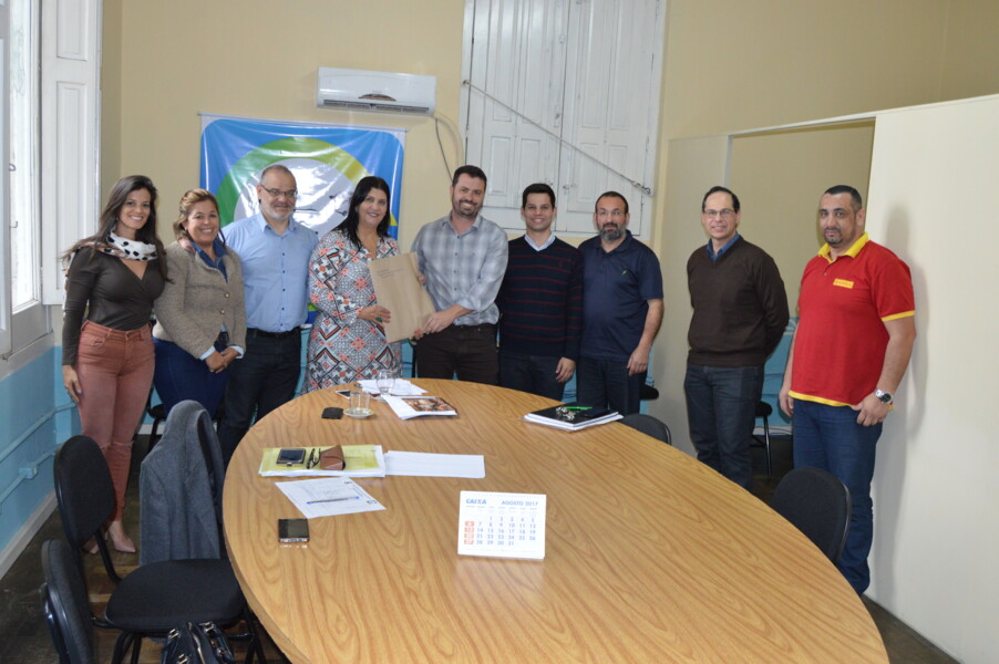 reunioes-na-sala-do-investidor-dao-encaminhamentos-a-novos-empreendimentos