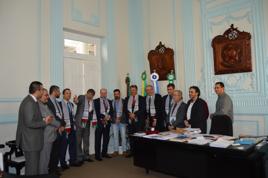 autoridades-palestinas-visitam-prefeitura-municipal