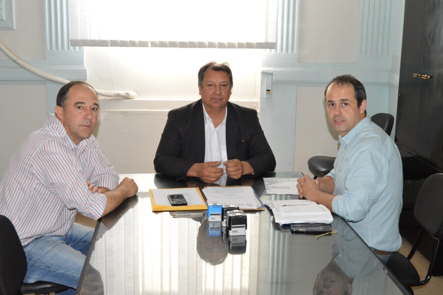 prefeito-recebe-demandas-do-vereador-romario-paz