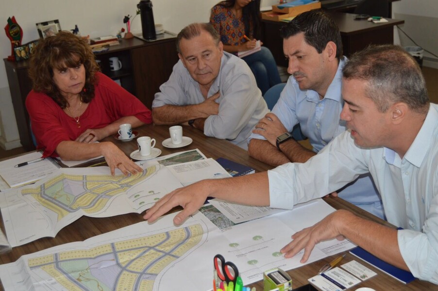 sala-do-investidor-recebe-projeto-de-construcao-de-309-unidades-habitacionais