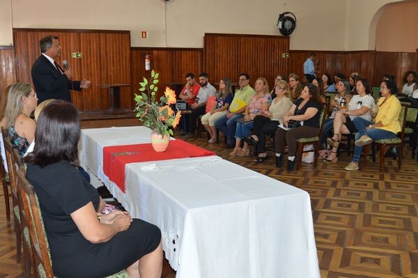 abertura-do-ano-letivo-e-marcado-por-encontro-de-equipes-diretivas-no-caixeiral