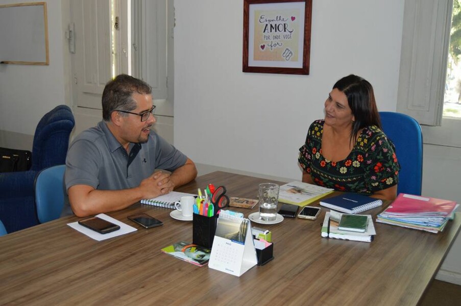 vice-prefeita-recebe-representante-do-brde