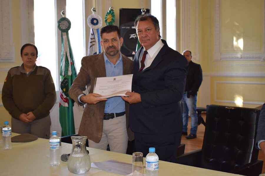 enrique-civeira-assume-secretaria-geral-de-governo