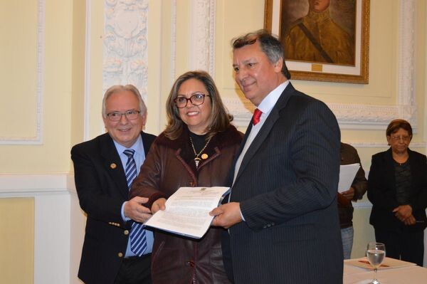 governo-municipal-entrega-termo-de-cessao-de-uso-para-novo-centro-de-distribuicao-da-recofran