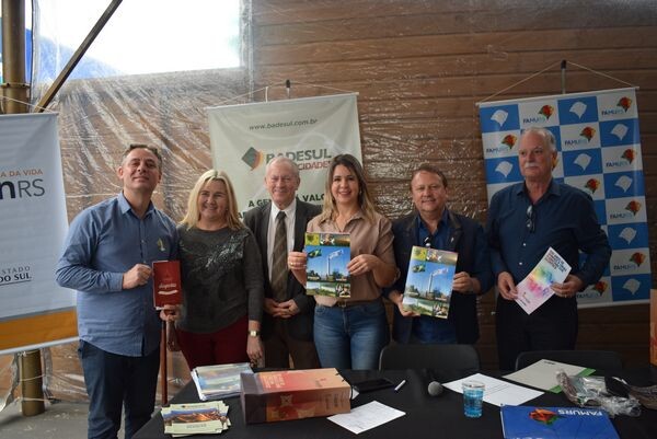 secretaria-de-turismo-participa-de-atividades-na-41-expointer