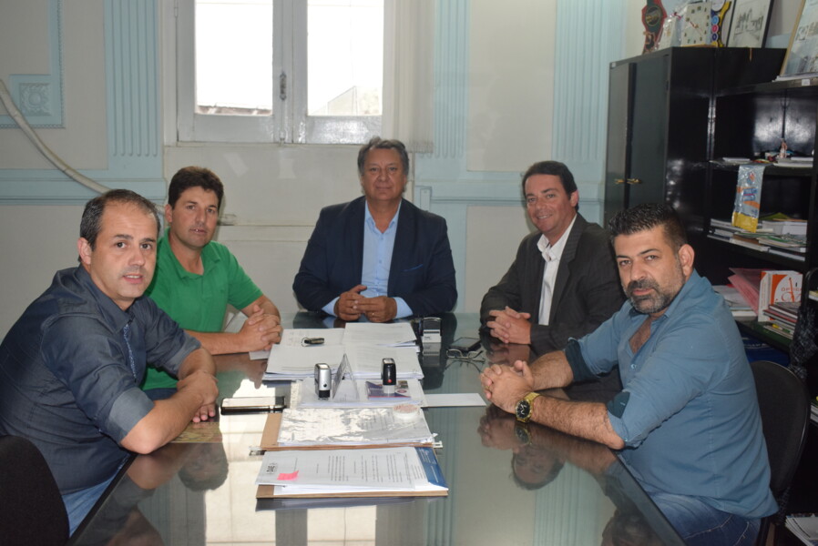 novo-presidente-da-camara-de-vereadores-visita-prefeito-ico-charopen