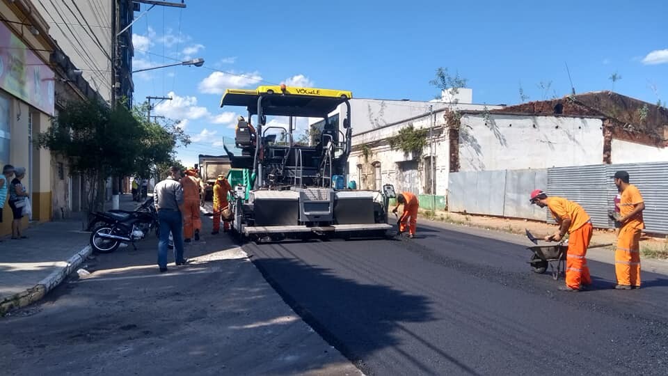 asfaltamento-continua-na-rua-13-de-maio